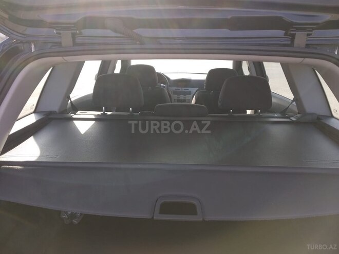 Opel Astra 2009, 125,000 km - 1.4 л - Bakı