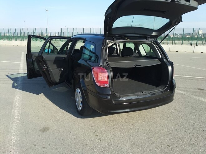 Opel Astra 2009, 125,000 km - 1.4 л - Bakı
