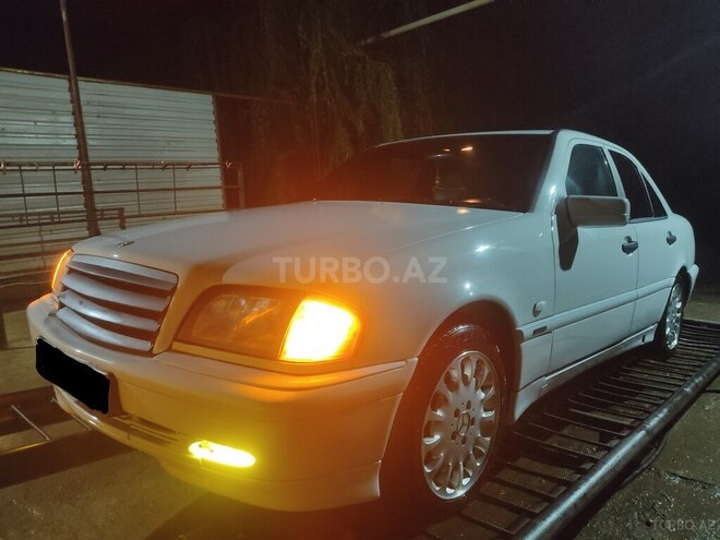 Mercedes C 220 1999, 594,000 km - 2.2 l - Tovuz