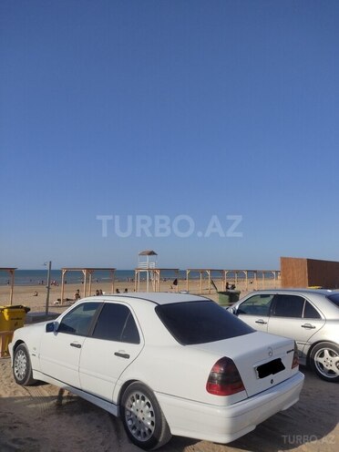 Mercedes C 220 1999, 594,000 km - 2.2 l - Tovuz