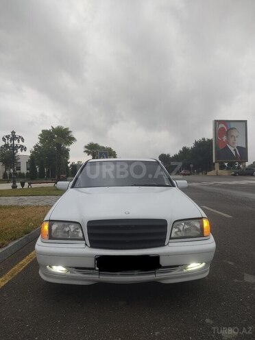 Mercedes C 220 1999, 594,000 km - 2.2 l - Tovuz