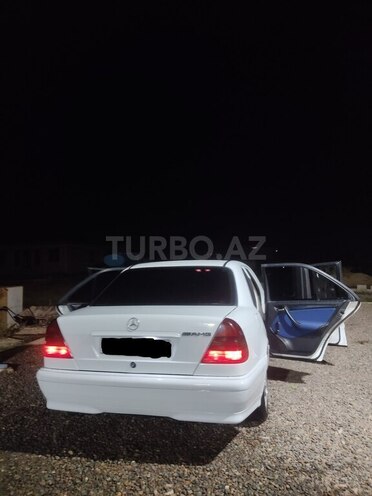 Mercedes C 220 1999, 594,000 km - 2.2 l - Tovuz