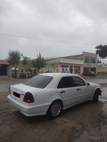 Mercedes C 220 1999, 594,000 km - 2.2 l - Tovuz