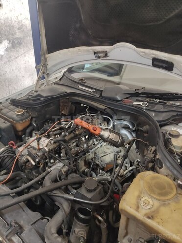Mercedes C 220 1999, 594,000 km - 2.2 l - Tovuz