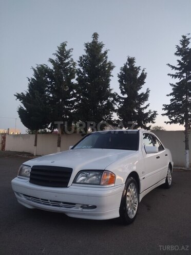 Mercedes C 220 1999, 594,000 km - 2.2 l - Tovuz