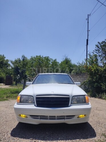 Mercedes C 220 1999, 594,000 km - 2.2 l - Tovuz