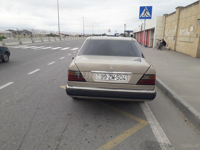 Mercedes E 200 1993, 287,814 km - 2.0 l - Sumqayıt