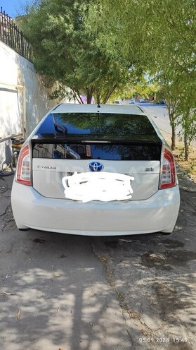 Toyota Prius 2015, 128,000 km - 1.8 l - Bakı