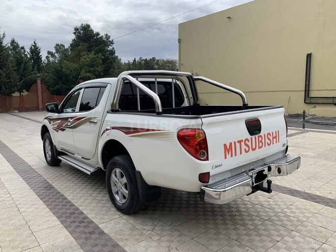 Mitsubishi L200 2014, 163,600 km - 2.5 l - Xırdalan