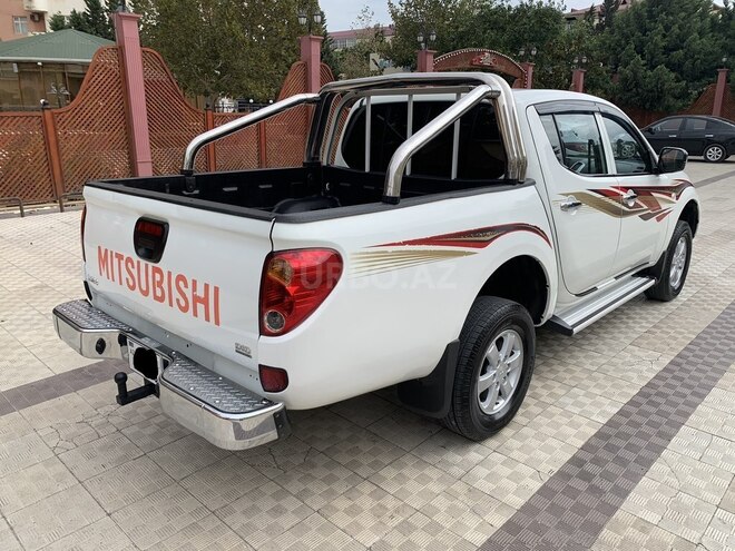Mitsubishi L200 2014, 163,600 km - 2.5 l - Xırdalan