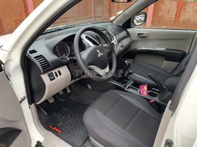 Mitsubishi L200 2014, 163,600 km - 2.5 l - Xırdalan