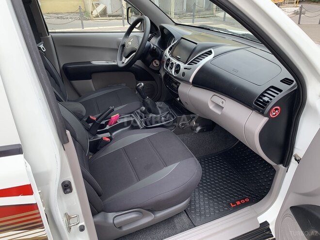Mitsubishi L200 2014, 163,600 km - 2.5 l - Xırdalan