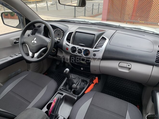 Mitsubishi L200 2014, 163,600 km - 2.5 l - Xırdalan