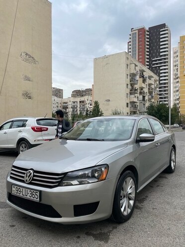 Volkswagen Passat 2012, 154,548 km - 2.5 l - Bakı