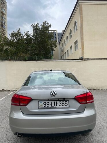 Volkswagen Passat 2012, 154,548 km - 2.5 l - Bakı