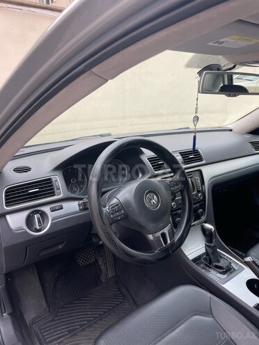 Volkswagen Passat 2012, 154,548 km - 2.5 l - Bakı