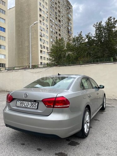Volkswagen Passat 2012, 154,548 km - 2.5 l - Bakı