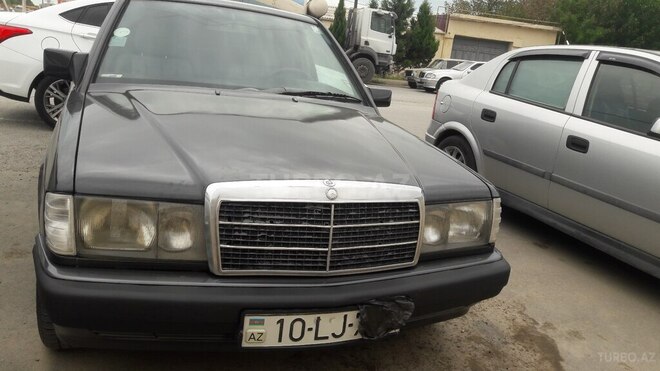 Mercedes 190 1990, 355,000 km - 2.0 l - Bakı