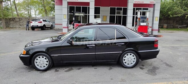 Mercedes C 230 1998, 275,000 km - 2.3 л - Şəki