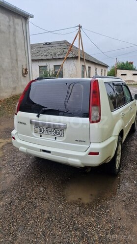 Nissan X-Trail 2001, 400,000 km - 2.0 l - Masallı