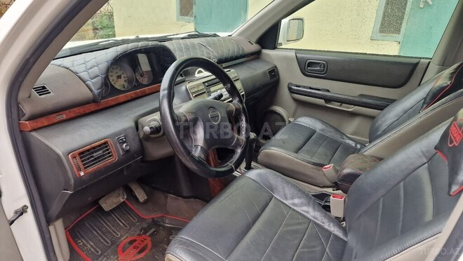 Nissan X-Trail 2001, 400,000 km - 2.0 l - Masallı