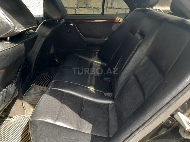 Mercedes C 220 1995, 500,000 km - 2.2 l - Quba