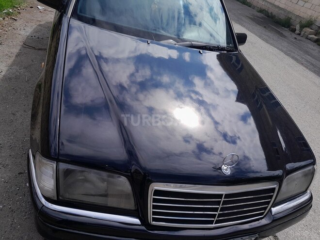 Mercedes C 220 1995, 500,000 km - 2.2 l - Quba