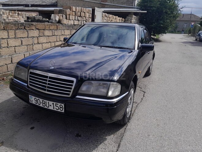 Mercedes C 220 1995, 500,000 km - 2.2 l - Quba