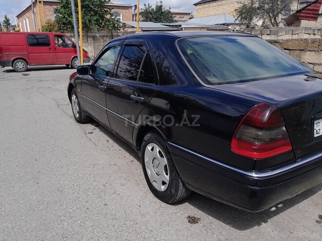 Mercedes C 220 1995, 500,000 km - 2.2 l - Quba
