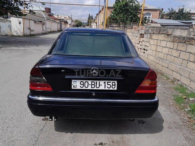 Mercedes C 220 1995, 500,000 km - 2.2 l - Quba