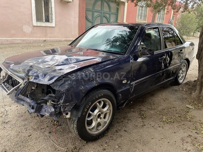Mercedes C 200 1997, 254,645 km - 2.0 l - Bakı