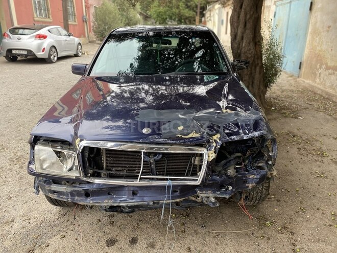 Mercedes C 200 1997, 254,645 km - 2.0 l - Bakı