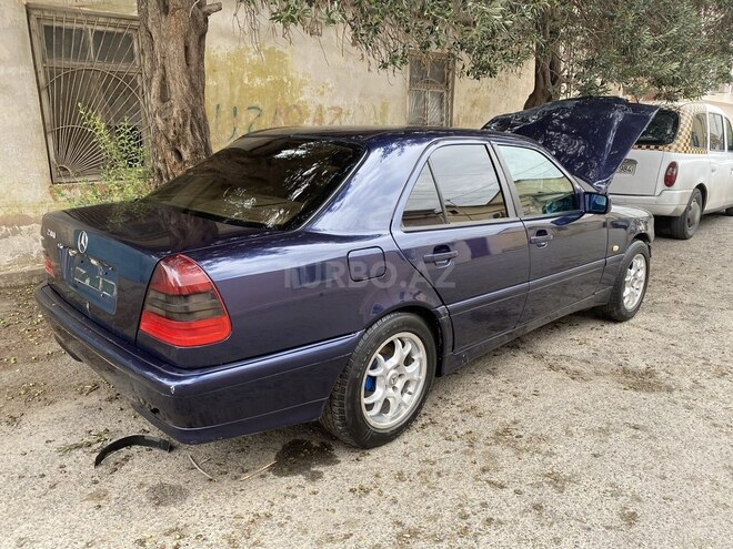 Mercedes C 200 1997, 254,645 km - 2.0 l - Bakı