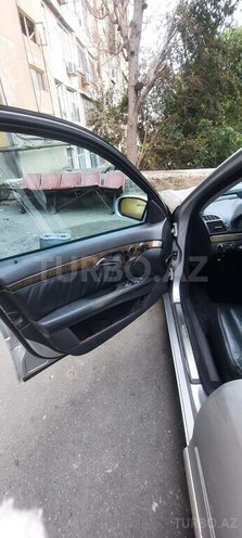 Mercedes E 320 2002, 325,000 km - 3.2 л - Bakı