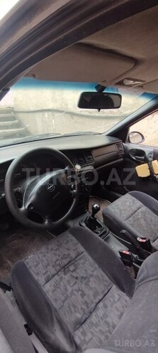 Opel Vectra 1997, 268,000 km - 2.0 l - Sumqayıt