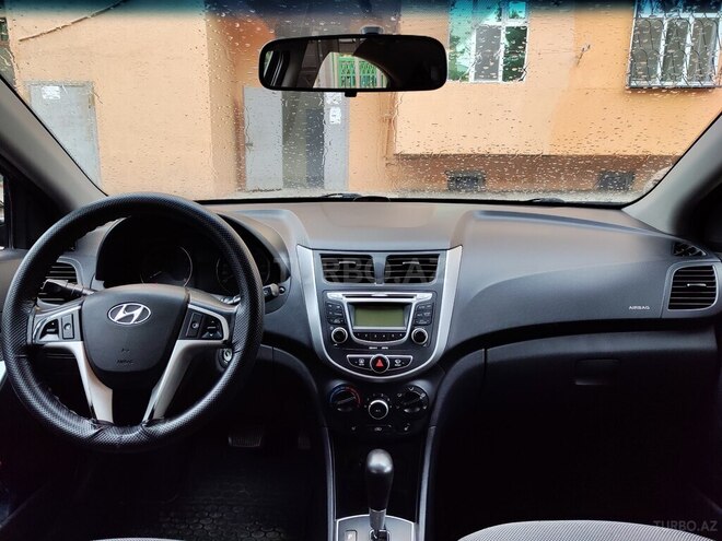 Hyundai Accent 2012, 153,000 km - 1.6 l - Bakı