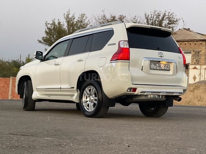 Toyota Prado 2013, 115,000 km - 2.7 л - Naxçıvan