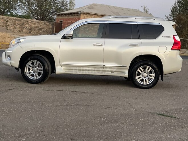 Toyota Prado 2013, 115,000 km - 2.7 л - Naxçıvan