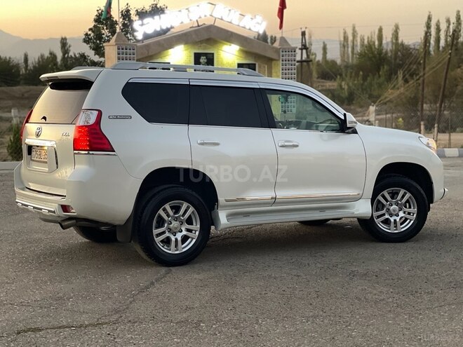 Toyota Prado 2013, 115,000 km - 2.7 л - Naxçıvan