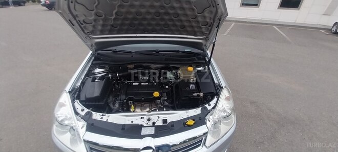 Opel Astra 2007, 195,657 km - 1.4 l - Tovuz