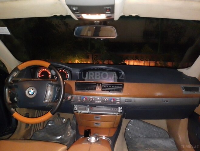 BMW 745 2001, 300,000 km - 4.4 l - Bakı