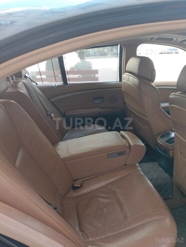 BMW 745 2001, 300,000 km - 4.4 l - Bakı