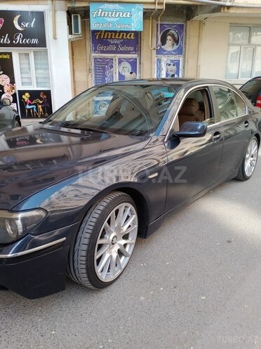 BMW 745 2001, 300,000 km - 4.4 l - Bakı