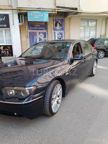 BMW 745 2001, 300,000 km - 4.4 l - Bakı
