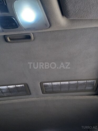Mercedes E 220 2001, 640,000 km - 2.2 l - Bakı