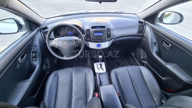 Hyundai Elantra 2010, 216,000 km - 2.0 l - Bakı