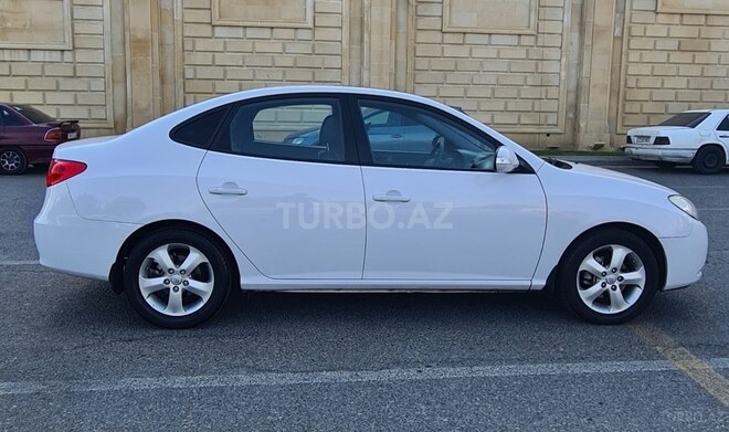Hyundai Elantra 2010, 216,000 km - 2.0 l - Bakı