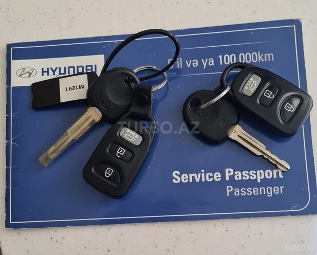 Hyundai Elantra 2010, 216,000 km - 2.0 l - Bakı