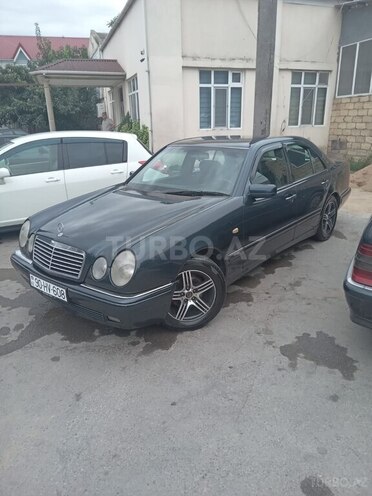 Mercedes E 230 1996, 471,000 km - 2.3 l - Bakı