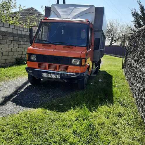 Mercedes 410 D 1992, 555,500 km - 2.5 л - Zaqatala